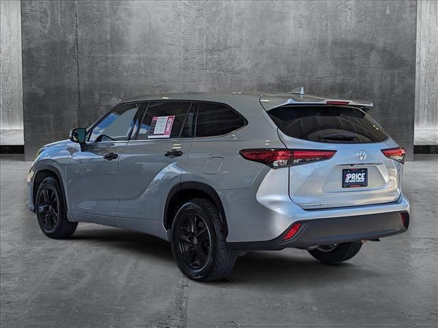 used 2020 Toyota Highlander car, priced at $28,398