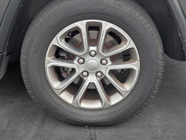 used 2015 Jeep Grand Cherokee car, priced at $13,998