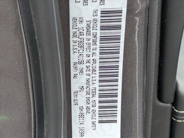 used 2015 Jeep Grand Cherokee car, priced at $13,998