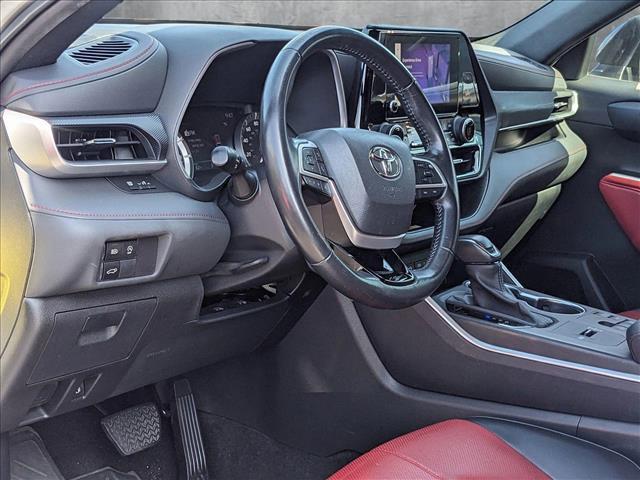 used 2023 Toyota Highlander car, priced at $38,998
