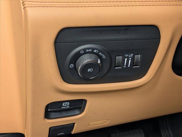 used 2022 Jeep Grand Cherokee car, priced at $29,398