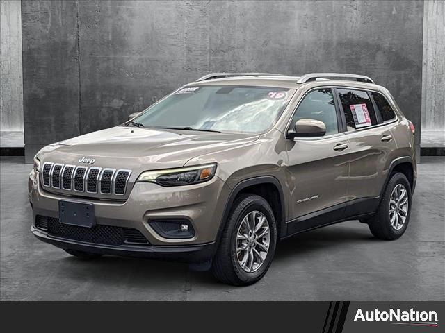 used 2019 Jeep Cherokee car, priced at $15,997