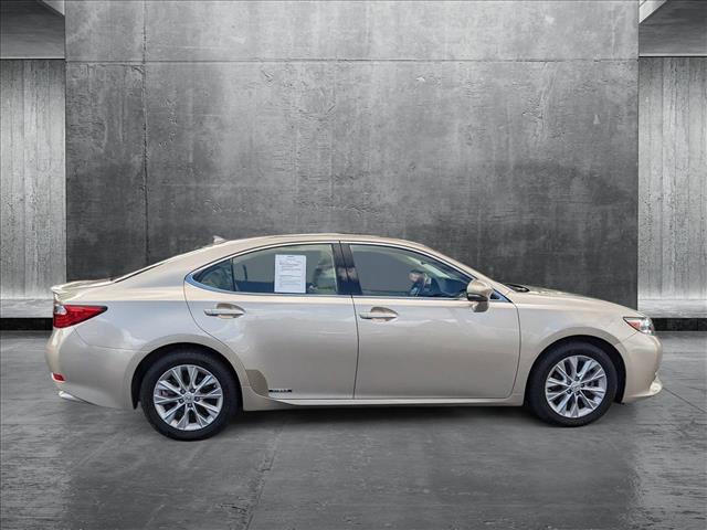 used 2014 Lexus ES 300h car, priced at $20,898