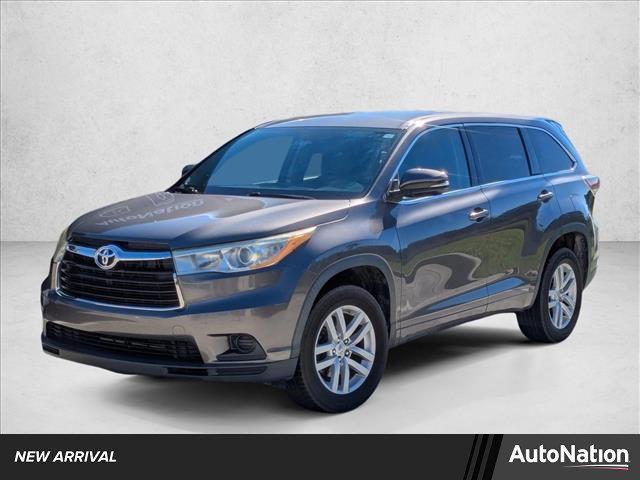 used 2014 Toyota Highlander car, priced at $10,998