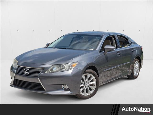 used 2014 Lexus ES 300h car, priced at $15,998