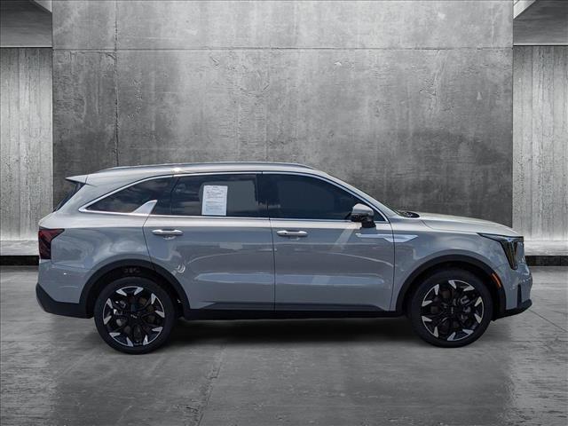 used 2025 Kia Sorento car, priced at $34,998