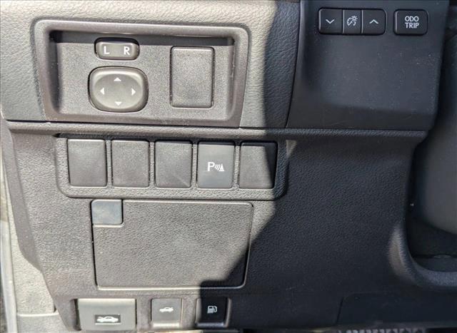 used 2013 Lexus ES 300h car, priced at $9,898