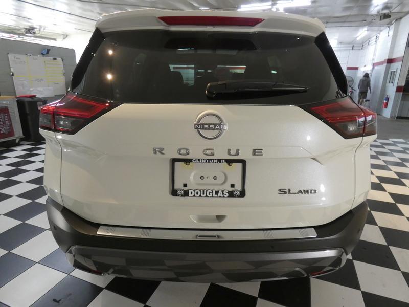 used 2023 Nissan Rogue car, priced at $30,751