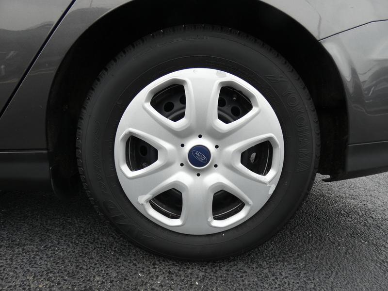 used 2015 Ford Focus car, priced at $5,950
