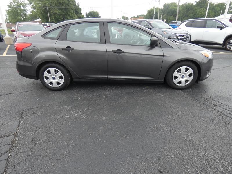 used 2015 Ford Focus car, priced at $5,950