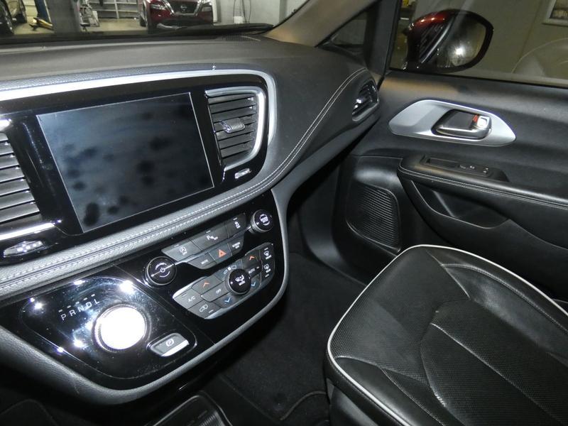 used 2020 Chrysler Pacifica car