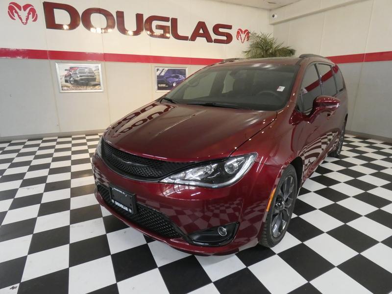 used 2020 Chrysler Pacifica car