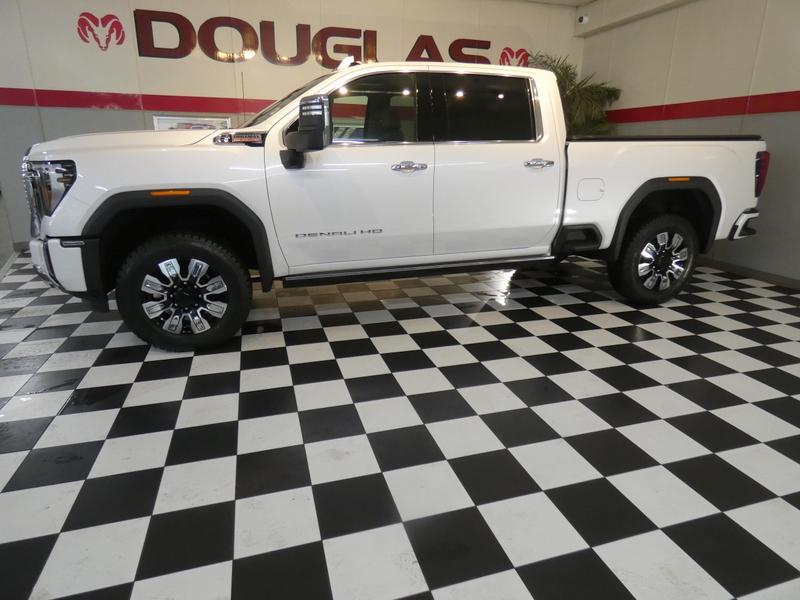 used 2024 GMC Sierra 3500 car, priced at $72,900