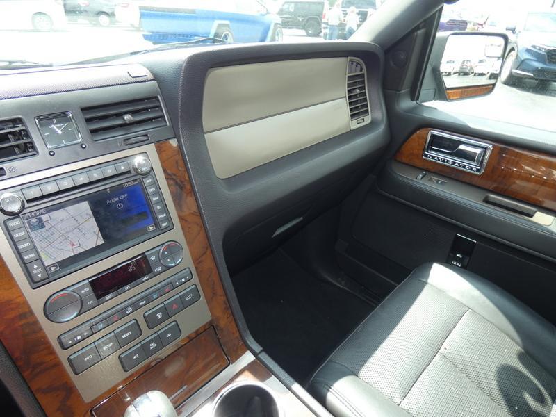 used 2013 Lincoln Navigator car, priced at $11,950