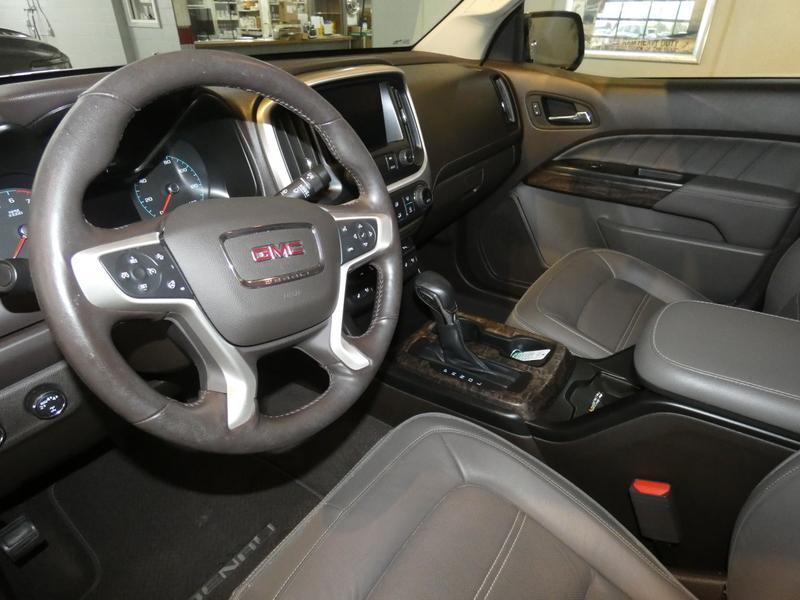 used 2022 GMC Canyon car, priced at $36,950