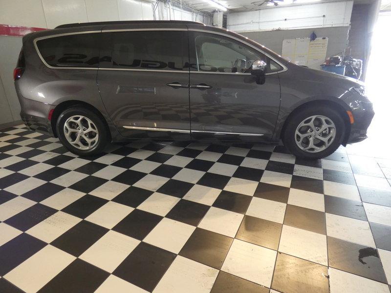 used 2023 Chrysler Pacifica car, priced at $37,550