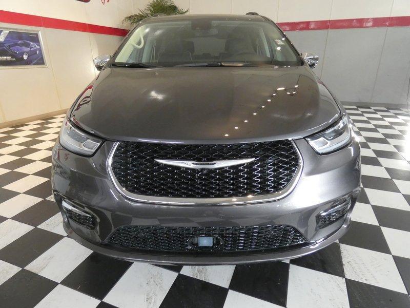 used 2023 Chrysler Pacifica car, priced at $37,550