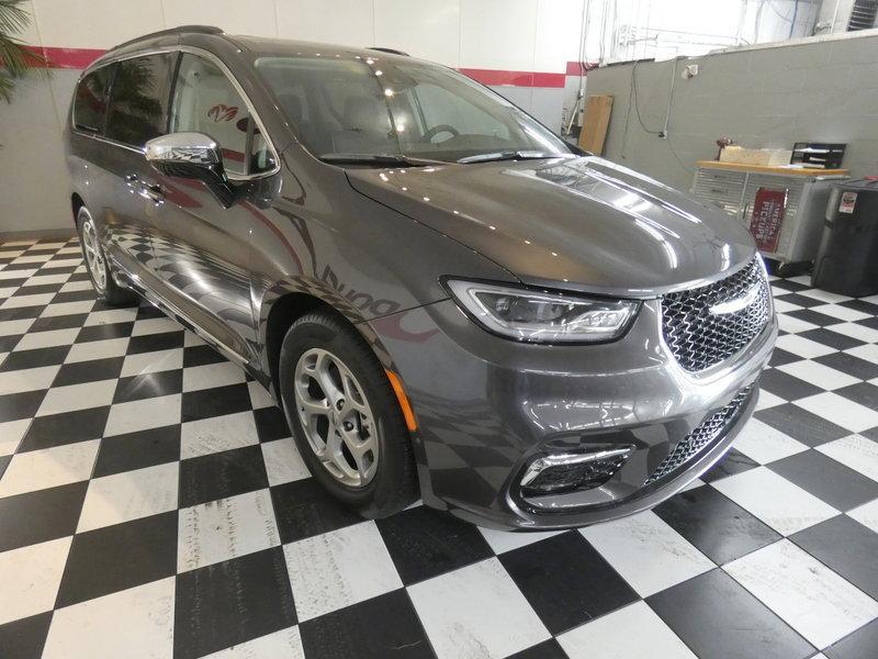 used 2023 Chrysler Pacifica car, priced at $37,550