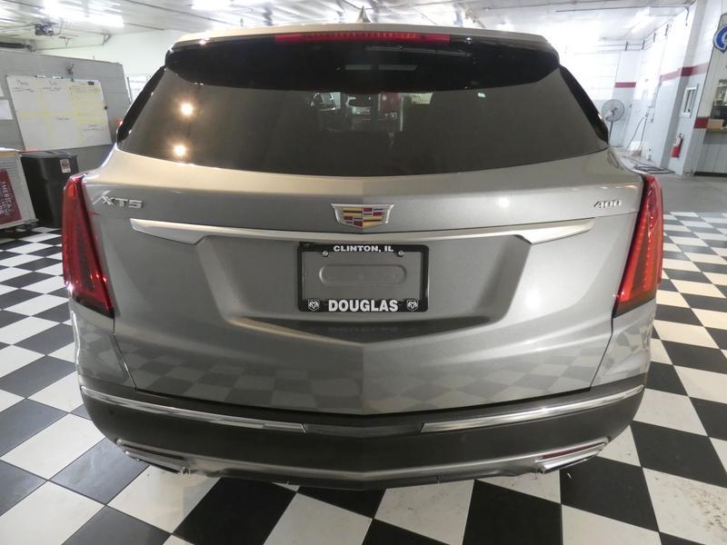 used 2023 Cadillac XT5 car, priced at $32,650