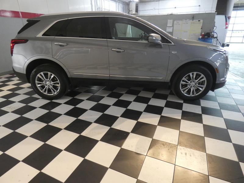 used 2023 Cadillac XT5 car, priced at $32,650