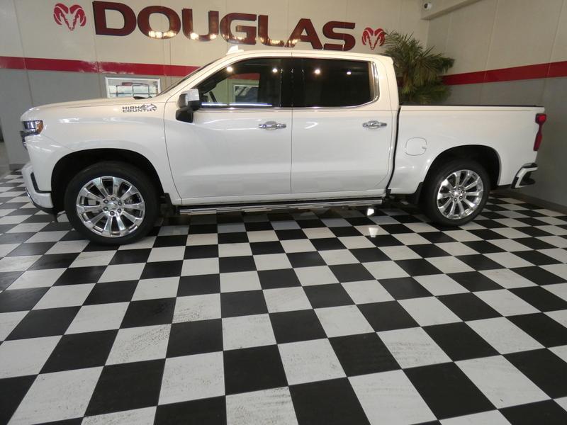 used 2022 Chevrolet Silverado 1500 Limited car, priced at $43,900