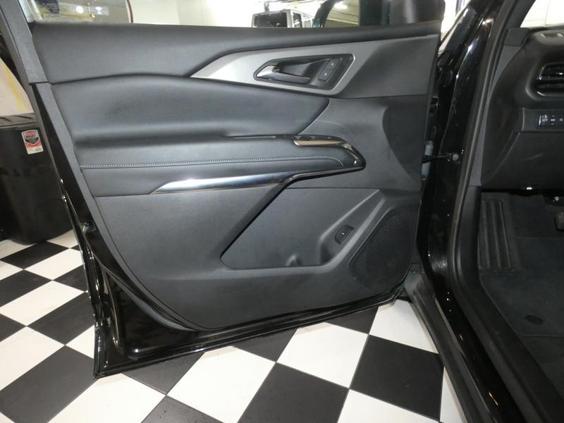 used 2025 Chevrolet Traverse car, priced at $39,451