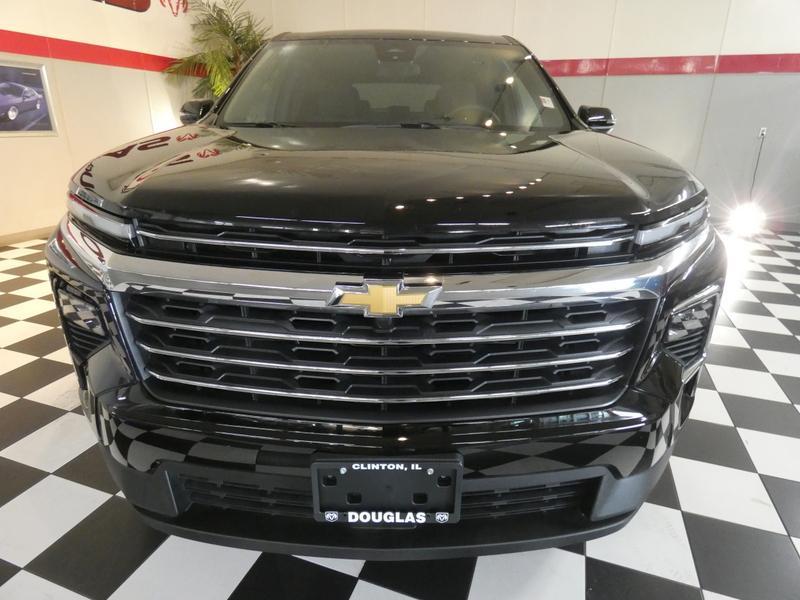 used 2025 Chevrolet Traverse car, priced at $39,451