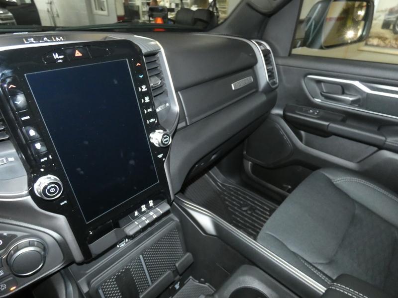 new 2025 Ram 1500 car