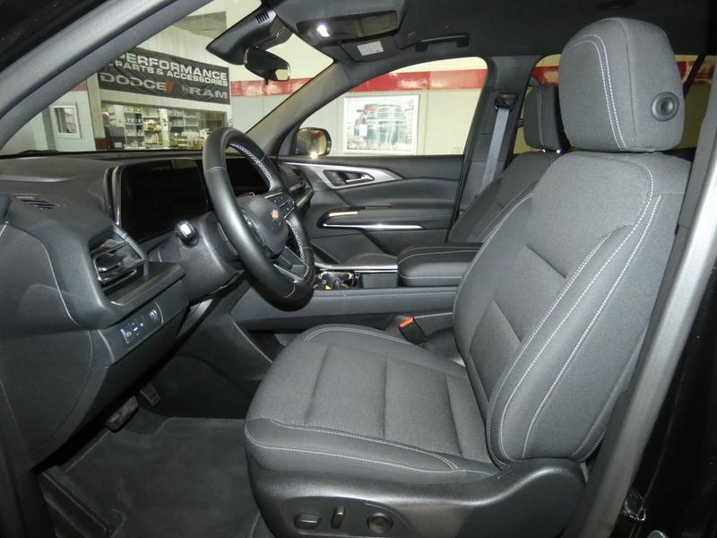 used 2025 Chevrolet Traverse car, priced at $39,451
