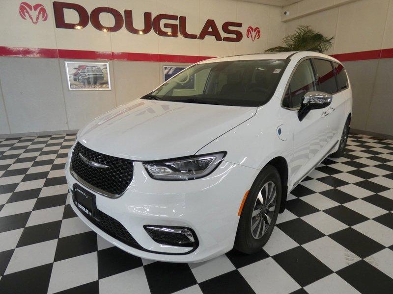 used 2023 Chrysler Pacifica Hybrid car, priced at $39,950