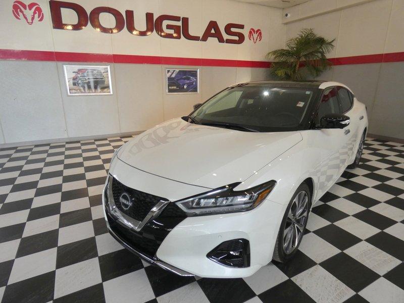 used 2023 Nissan Maxima car, priced at $35,700