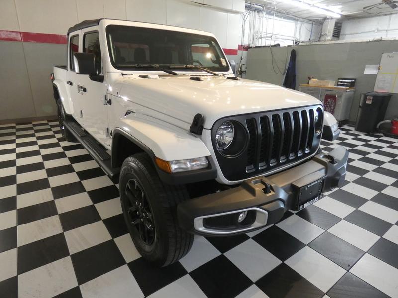 used 2022 Jeep Gladiator car, priced at $32,900