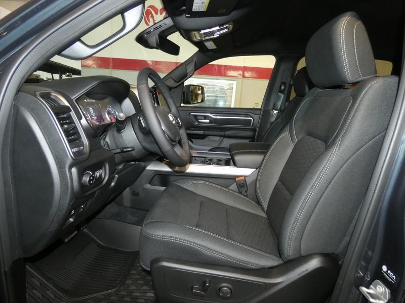 new 2025 Ram 1500 car