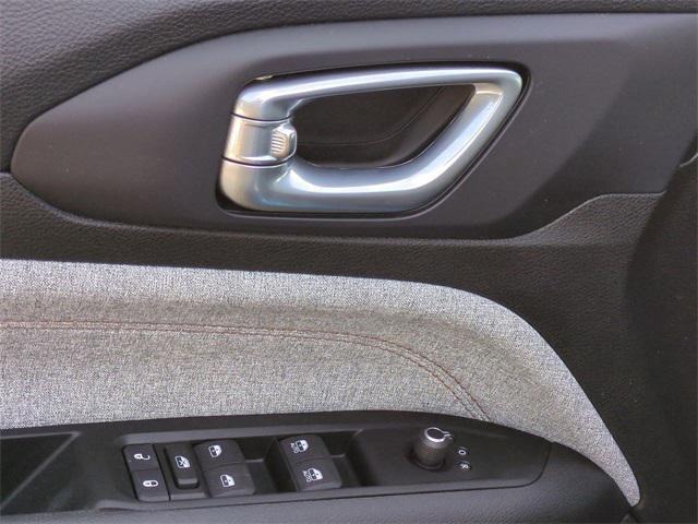 used 2022 Jeep Compass car, priced at $21,903