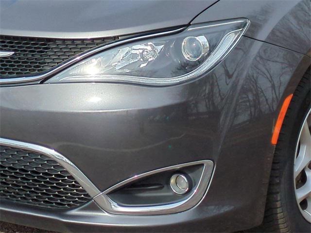 used 2018 Chrysler Pacifica car, priced at $12,955