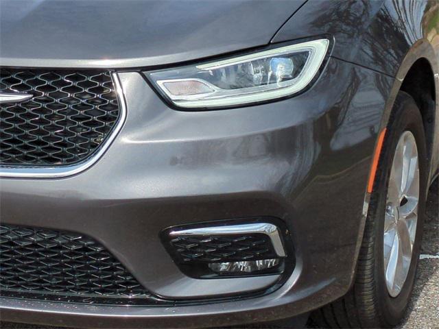 used 2021 Chrysler Pacifica car, priced at $30,176