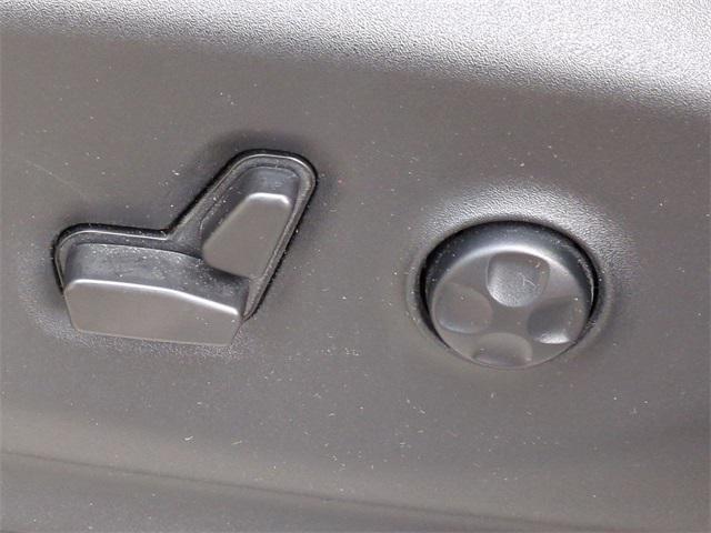 used 2021 Chrysler Pacifica car, priced at $30,176