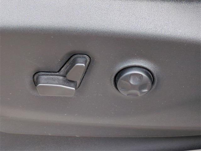 used 2021 Chrysler Pacifica car, priced at $30,176