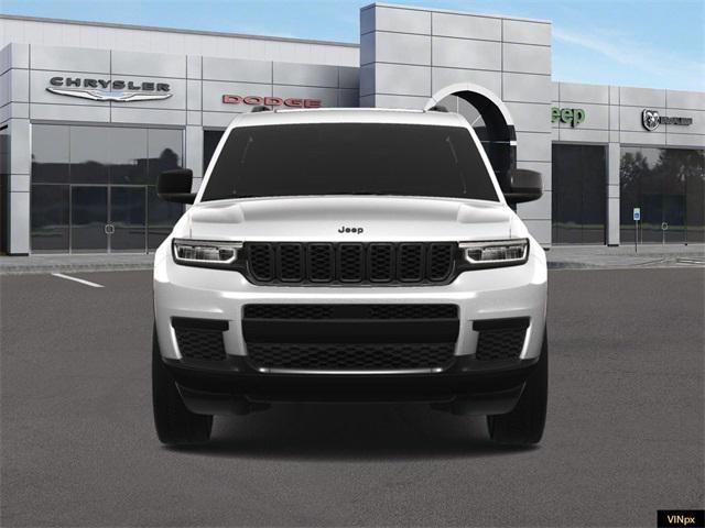 new 2025 Jeep Grand Cherokee car, priced at $43,740