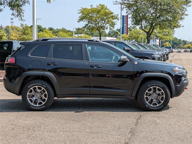 used 2021 Jeep Cherokee car, priced at $23,671