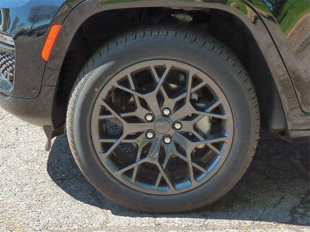 used 2025 Jeep Grand Cherokee car, priced at $58,988