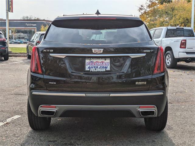 used 2022 Cadillac XT5 car, priced at $28,256