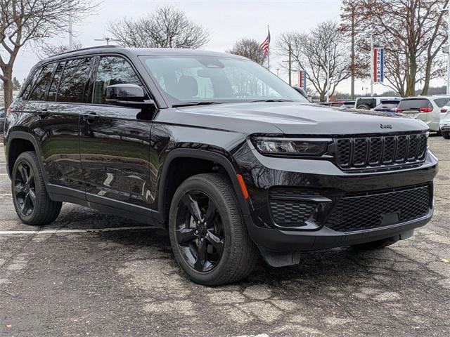 used 2023 Jeep Grand Cherokee car, priced at $34,240