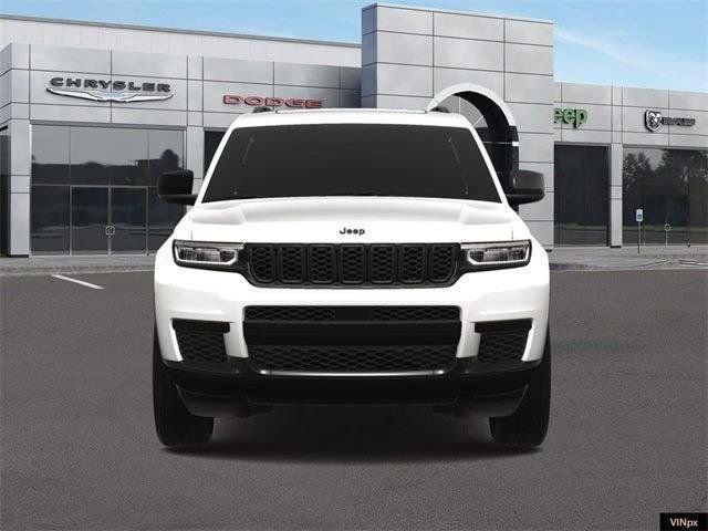 new 2025 Jeep Grand Cherokee car, priced at $44,608
