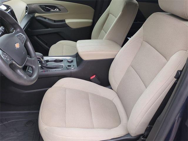 used 2023 Chevrolet Traverse car, priced at $25,614