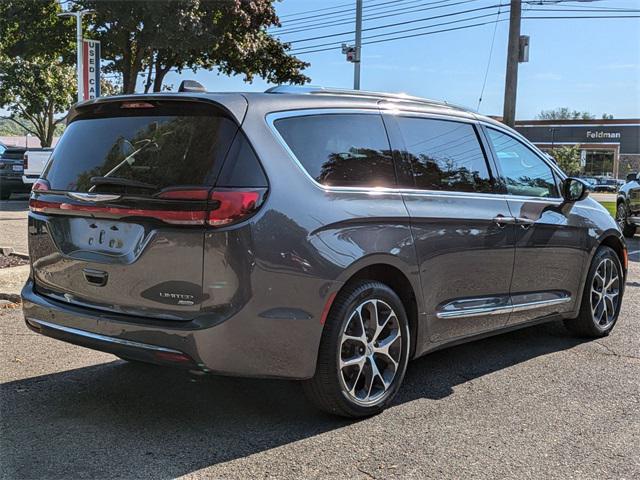 used 2021 Chrysler Pacifica car, priced at $34,570