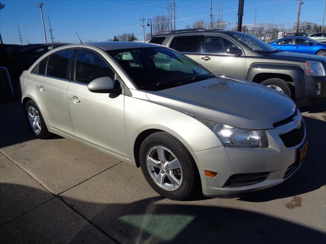 used 2014 Chevrolet Cruze car, priced at $5,995