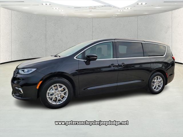 new 2024 Chrysler Pacifica car, priced at $41,500