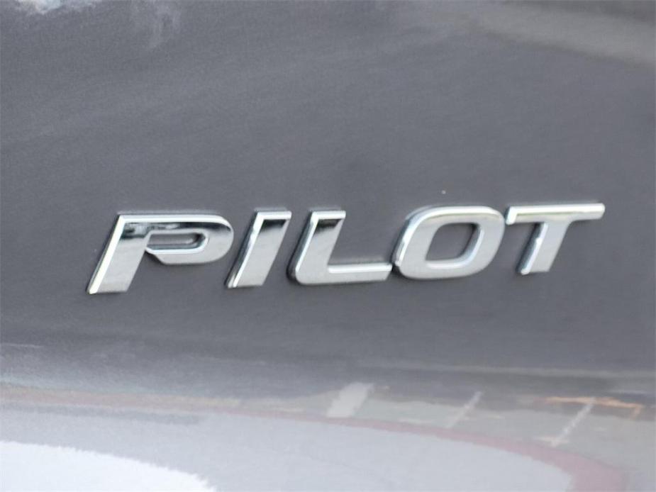 used 2022 Honda Pilot car, priced at $32,472