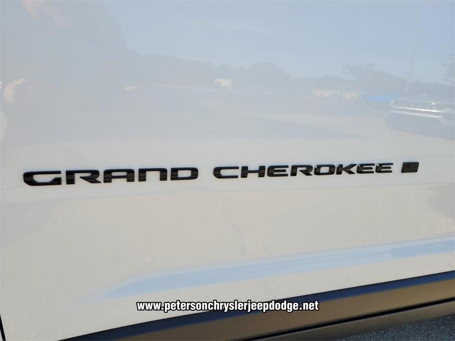 new 2024 Jeep Grand Cherokee car, priced at $52,422